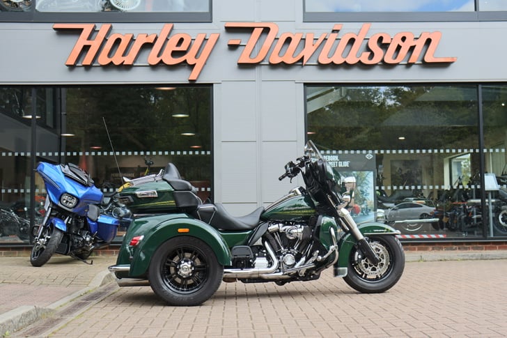Harley-Davidson TRIKE FLHTCUTG TRI GLIDE ULTRA CLASSIC