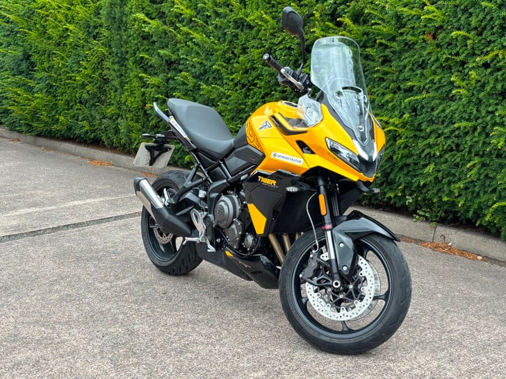 Triumph Tiger Sport 800