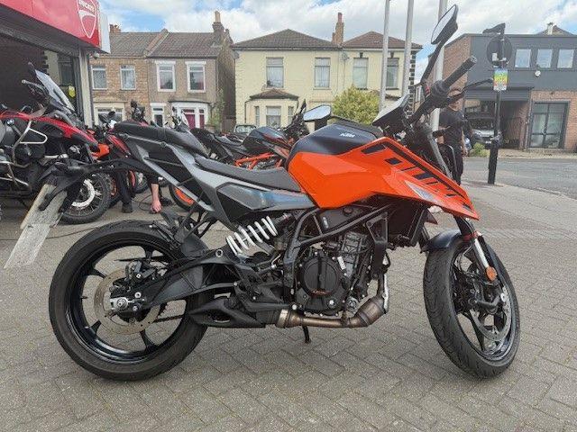 KTM 125 DUKE 