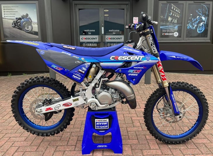 Yamaha YZ125LC 