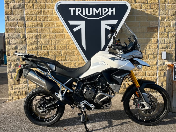 TRIUMPH TIGER 900 RALLY PRO