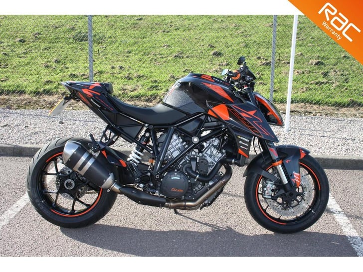 KTM 1290 SUPER DUKE R
