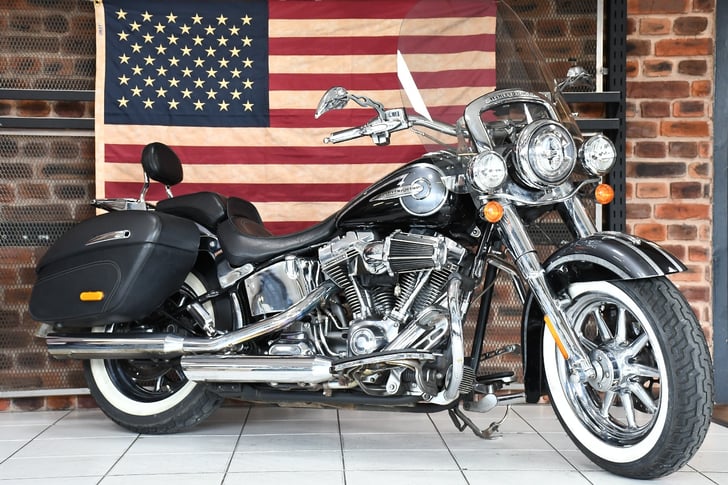 Harley-Davidson CVO FLSTNSE SOFTAIL DELUXE