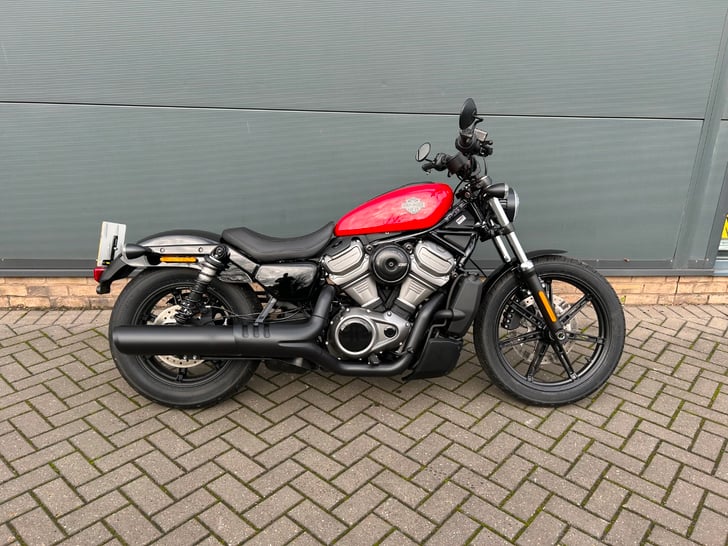 Harley-Davidson NIGHTSTER 975