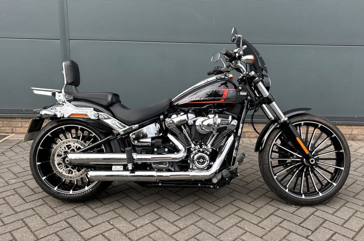 Harley-Davidson SOFTAIL BREAKOUT 117