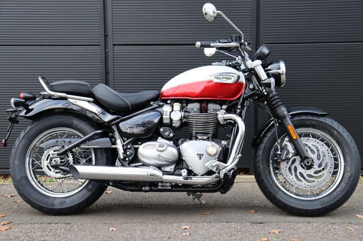 TRIUMPH SPEEDMASTER 1200