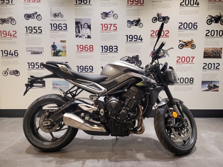 Triumph STREET TRIPLE 765 R