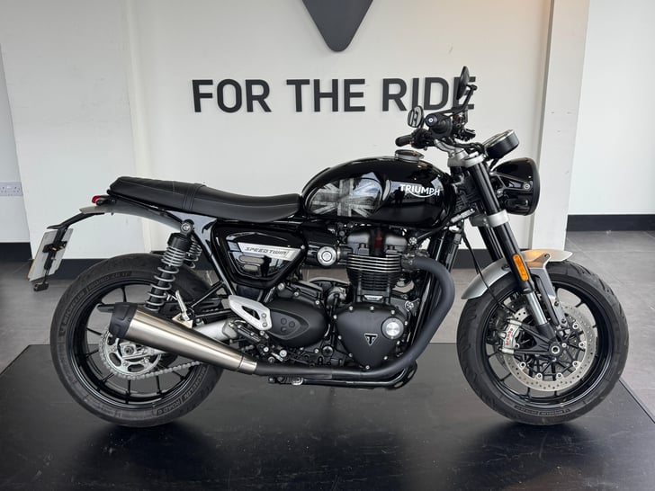 Triumph SPEED TWIN 1200