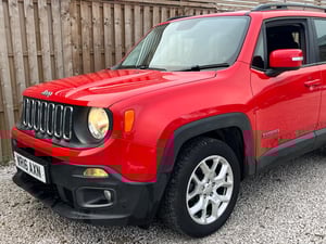 Used Jeep RENEGADE RENEGADE 1.4T MULTIAIRII LONGITUDE EURO 6 (S/S) 5DR for sale in Chesterfield | Image 3