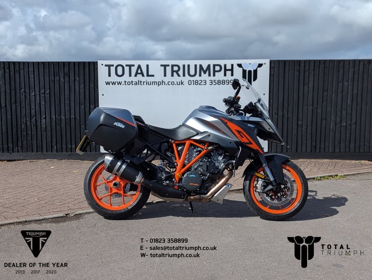 KTM 1290 SUPER DUKE GT