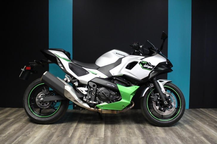 Kawasaki Ninja 7 Hybrid
