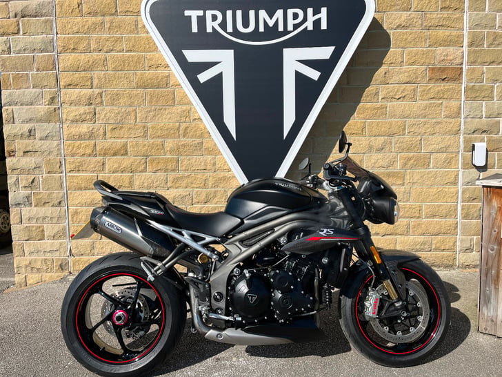 Triumph SPEED TRIPLE 1050 RS