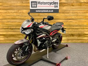 Used Triumph STREET STREET TRIPLE R for sale in Swindon | Image 2