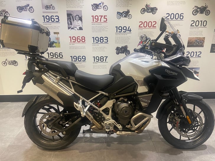 Triumph TIGER 1200 GT EXPLORER