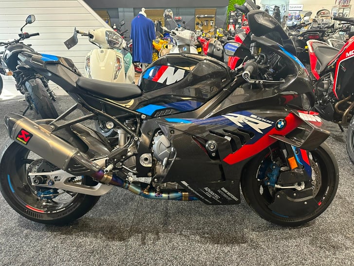 BMW M 1000 RR