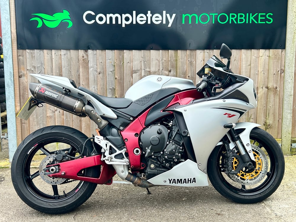 Used Yamaha YZF-R1 YZF-R1 for sale in Yeovil