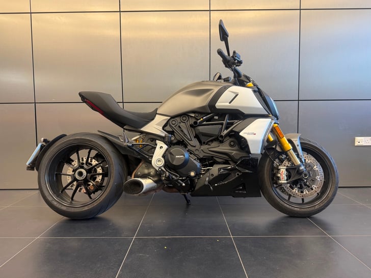 Ducati DIAVEL 1260 S