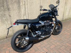 Used Triumph SPEED TWIN 1200 SPEED TWIN 1200 for sale in Newcastle | Image 2