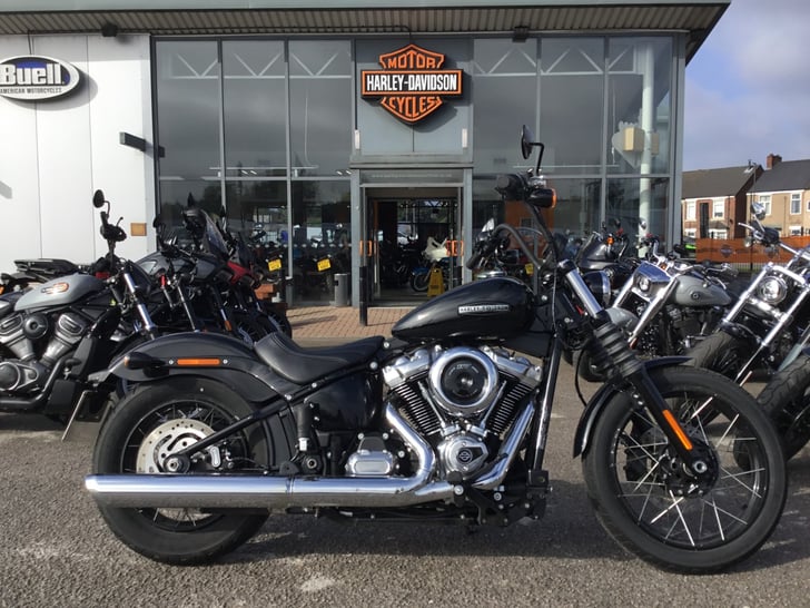 Harley-Davidson STREET BOB