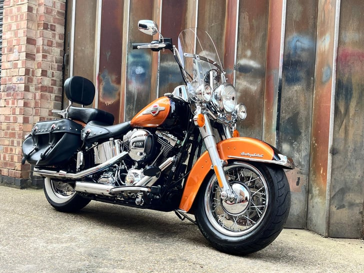Harley-Davidson SOFTAIL 1690 FLSTC HERITAGE CLASSIC