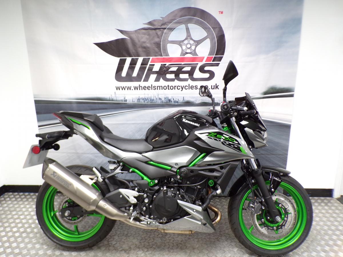 Kawasaki Z500 SE Performance