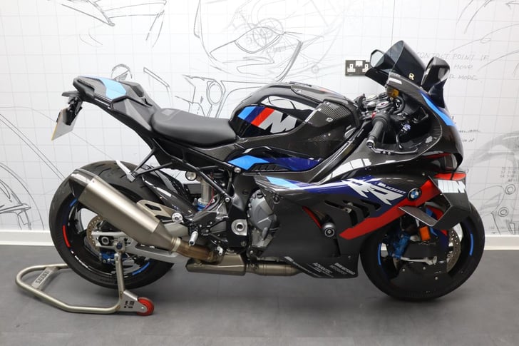 BMW M 1000 RR
