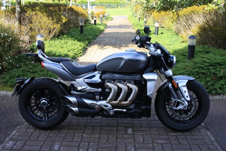 Triumph ROCKET 3 R
