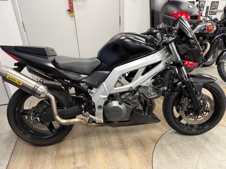 Suzuki SV1000