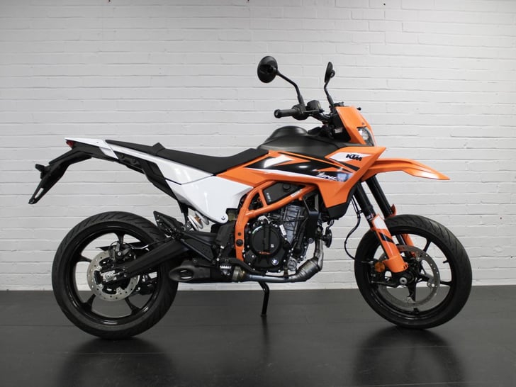 KTM 125 SMC R