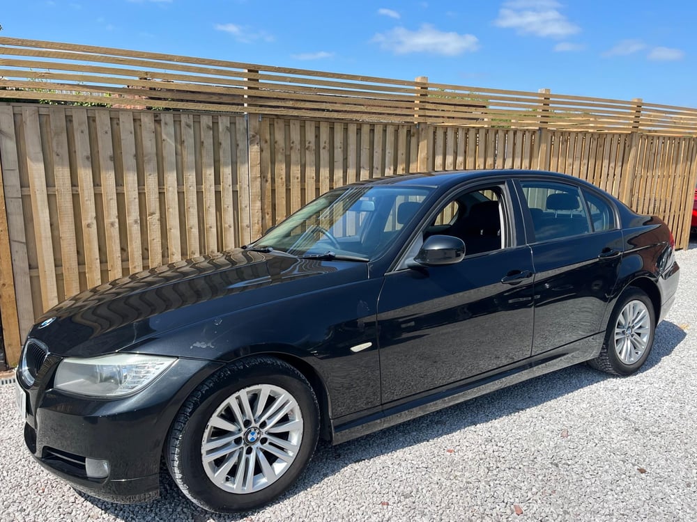 Used BMW 3 SERIES 3 SERIES 2.0 318D EURO 5 4DR for sale in Chesterfield