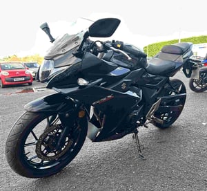 Used Suzuki GSX-R250 GSX-R250 | Image 2