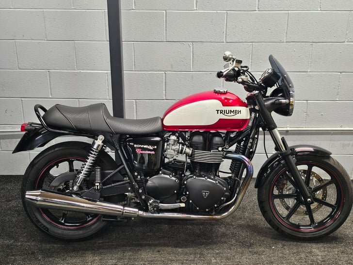 Triumph BONNEVILLE NEWCHURCH