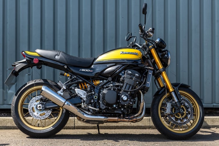 Kawasaki Z900 RS SE