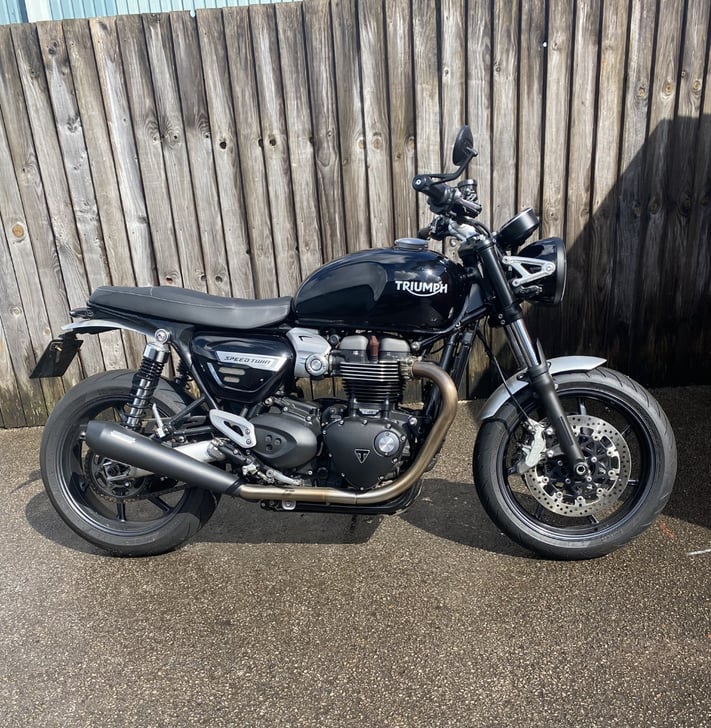 Triumph SPEED TWIN 1200