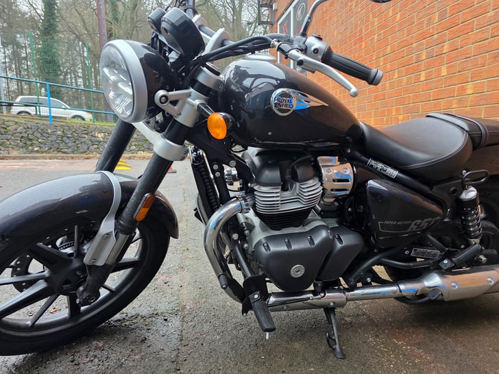 Royal Enfield SUPER METEOR 650