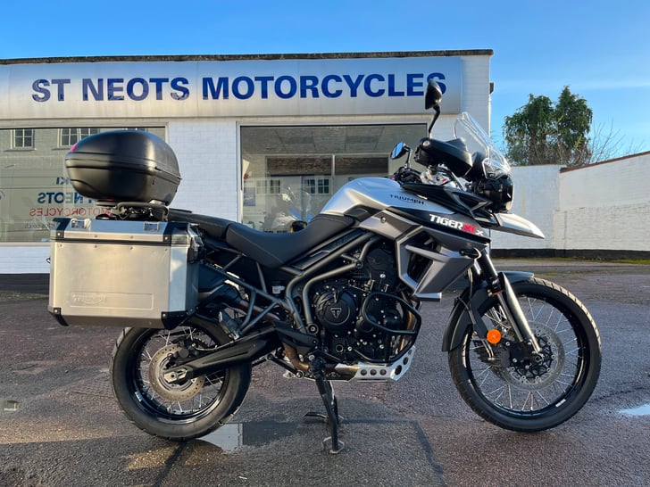 Triumph TIGER 800 XCX