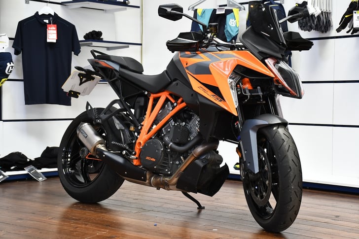 KTM 1290 SUPER DUKE GT