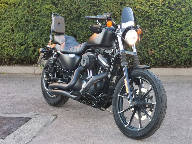 Harley-Davidson SPORTSTER XL883N IRON