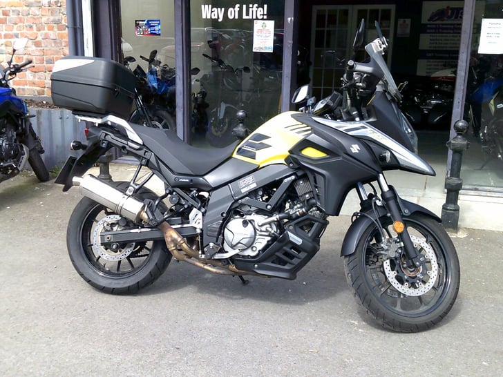 SUZUKI V-STROM 650