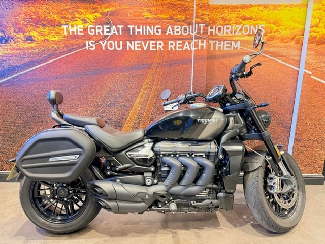 Triumph ROCKET 3 R BLACK