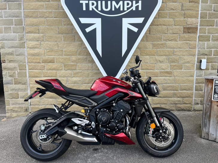 Triumph STREET TRIPLE RS