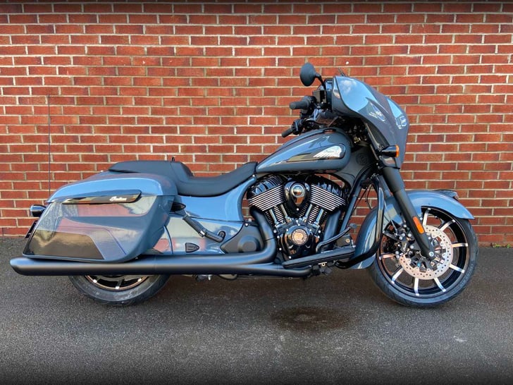 INDIAN MOTORCYCLE CHIEFTAIN DARK HORSE