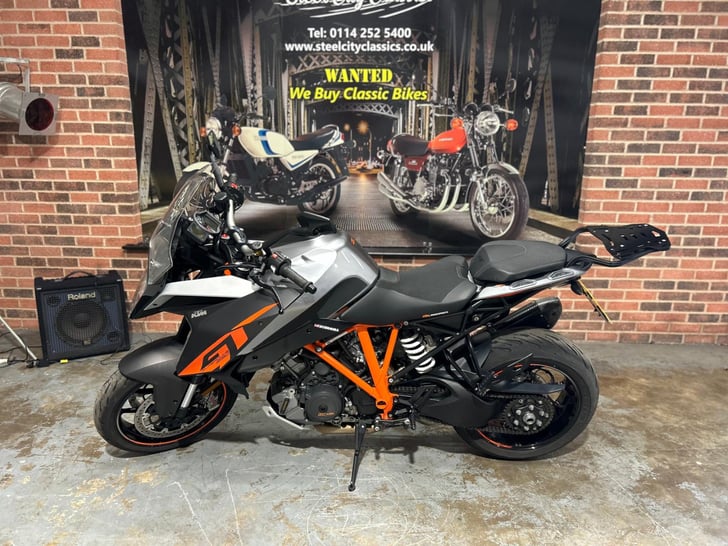 KTM 1290 SUPER DUKE GT