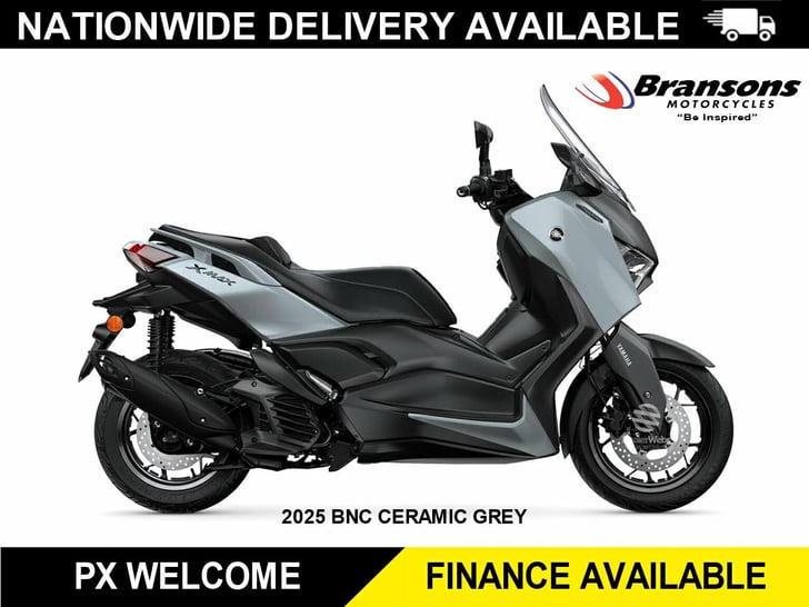 YAMAHA XMAX 125