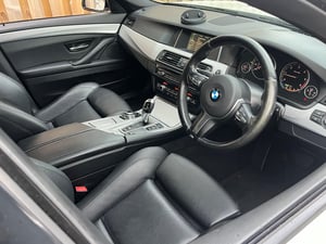 Used BMW 5 SERIES 5 SERIES 2.0 520D M SPORT TOURING AUTO EURO 6 (S/S) 5DR for sale in Chesterfield | Image 2