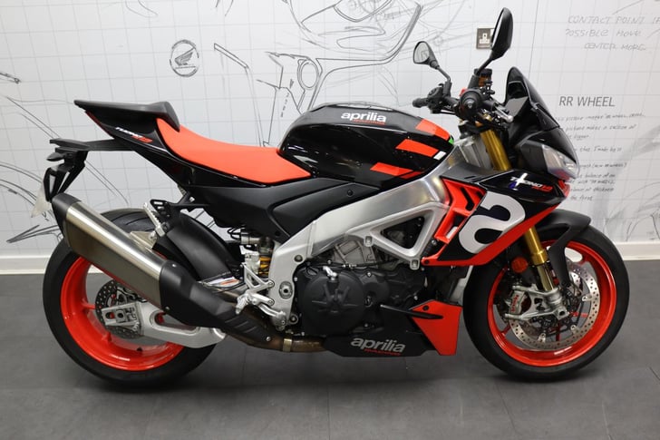 Aprilia TUONO V4 1100 FACTORY
