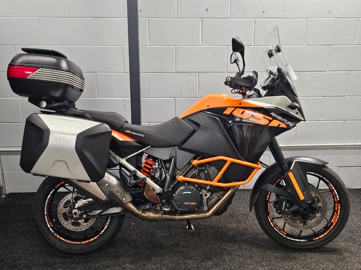 KTM 1050 ADVENTURE