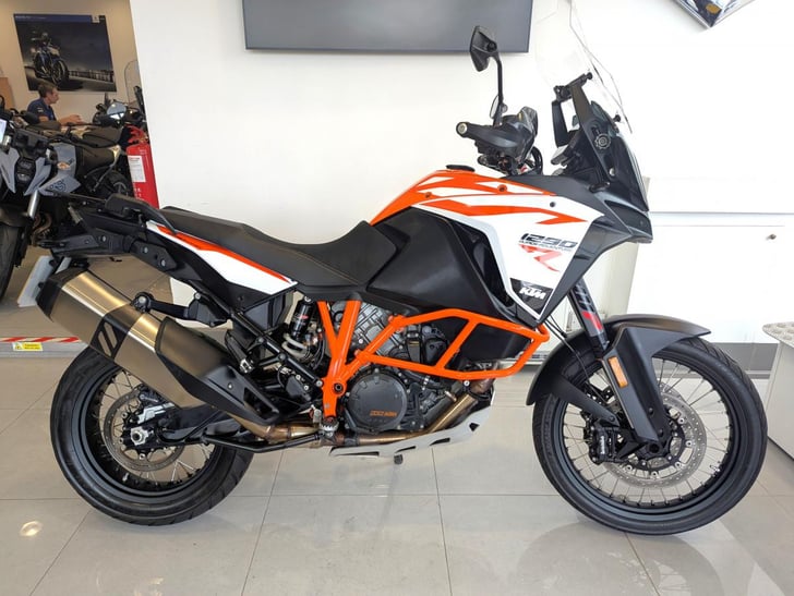KTM 1290 SUPER ADVENTURE R 18 