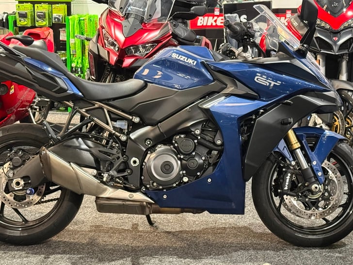 Suzuki GSX-S1000GT