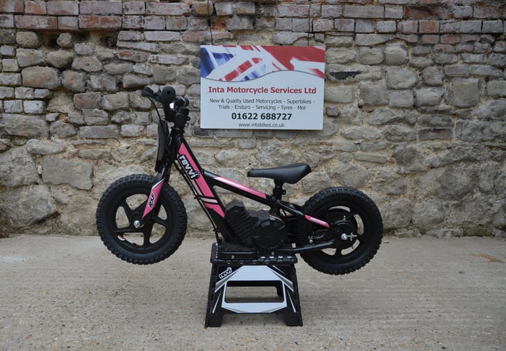 Revvi 12 for sale in Maidstone Bikes in stock